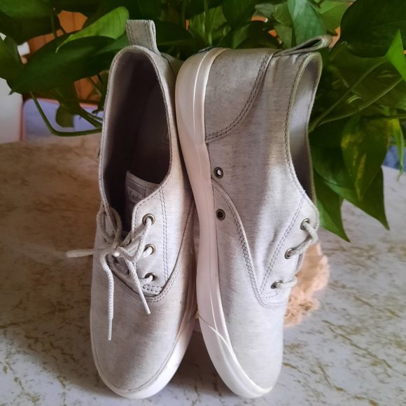 Keds Triumph Mid-Top Wool Sneakers Style# WF56627M- Heather Gray,  Size 10 - Picture 15 of 16